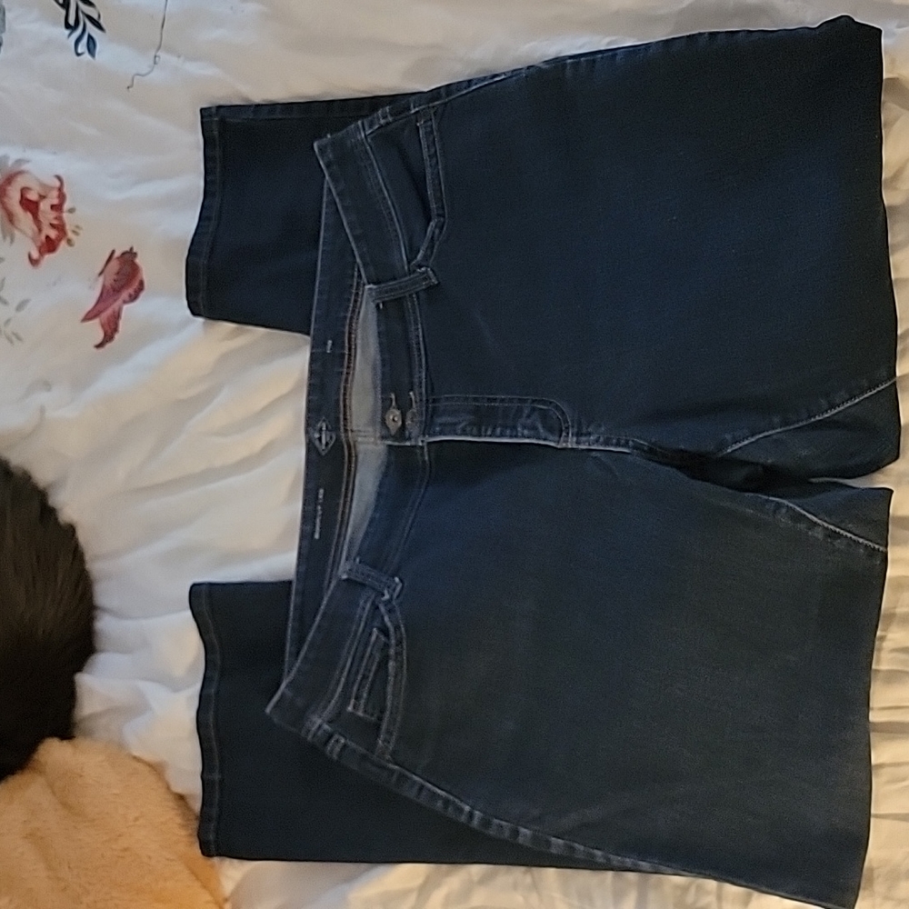 Bootleg jeans